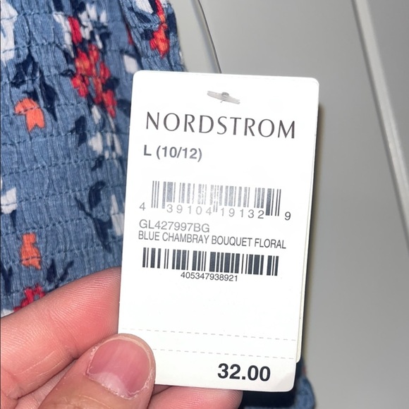 Tucker + Tate Blue Floral Romper - Picture 4 of 8